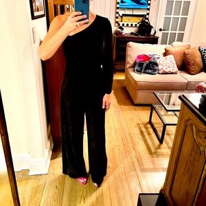 Gorgeous Alice and Olivia One Shoulder Jumpsuit 2